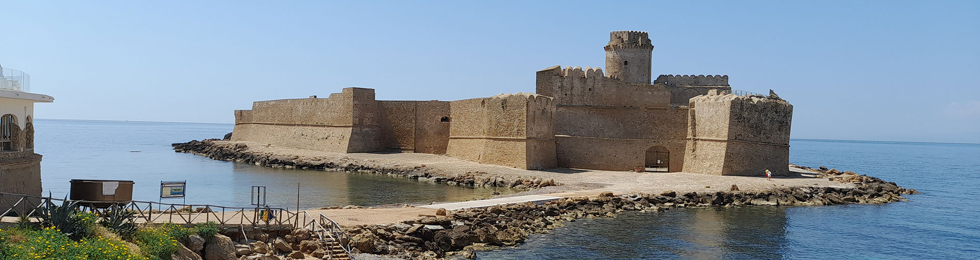 Tour Le Castella
